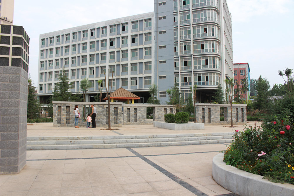 匯仟游園